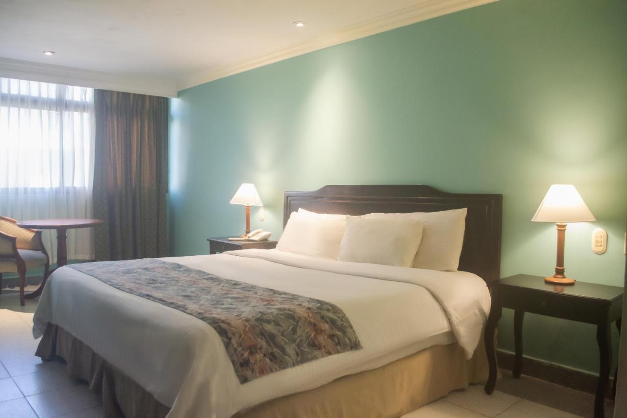 Hotel Faranda Express Puerta Del Sol Barranquilla, A Member Of Radisson Individuals Barranquilla  Exterior photo