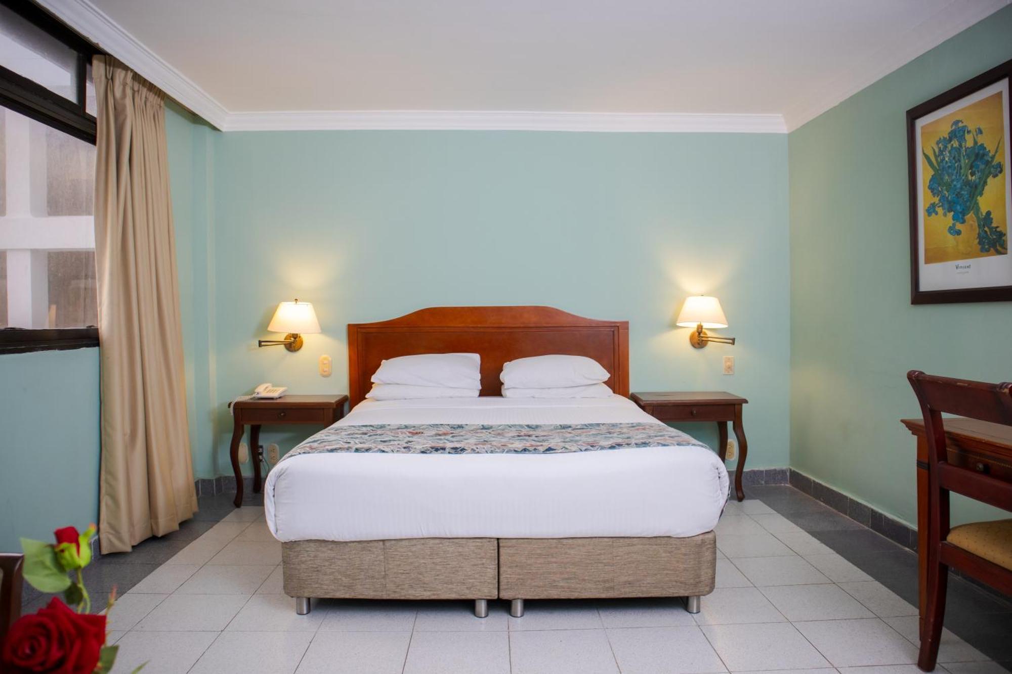 Hotel Faranda Express Puerta Del Sol Barranquilla, A Member Of Radisson Individuals Barranquilla  Exterior photo