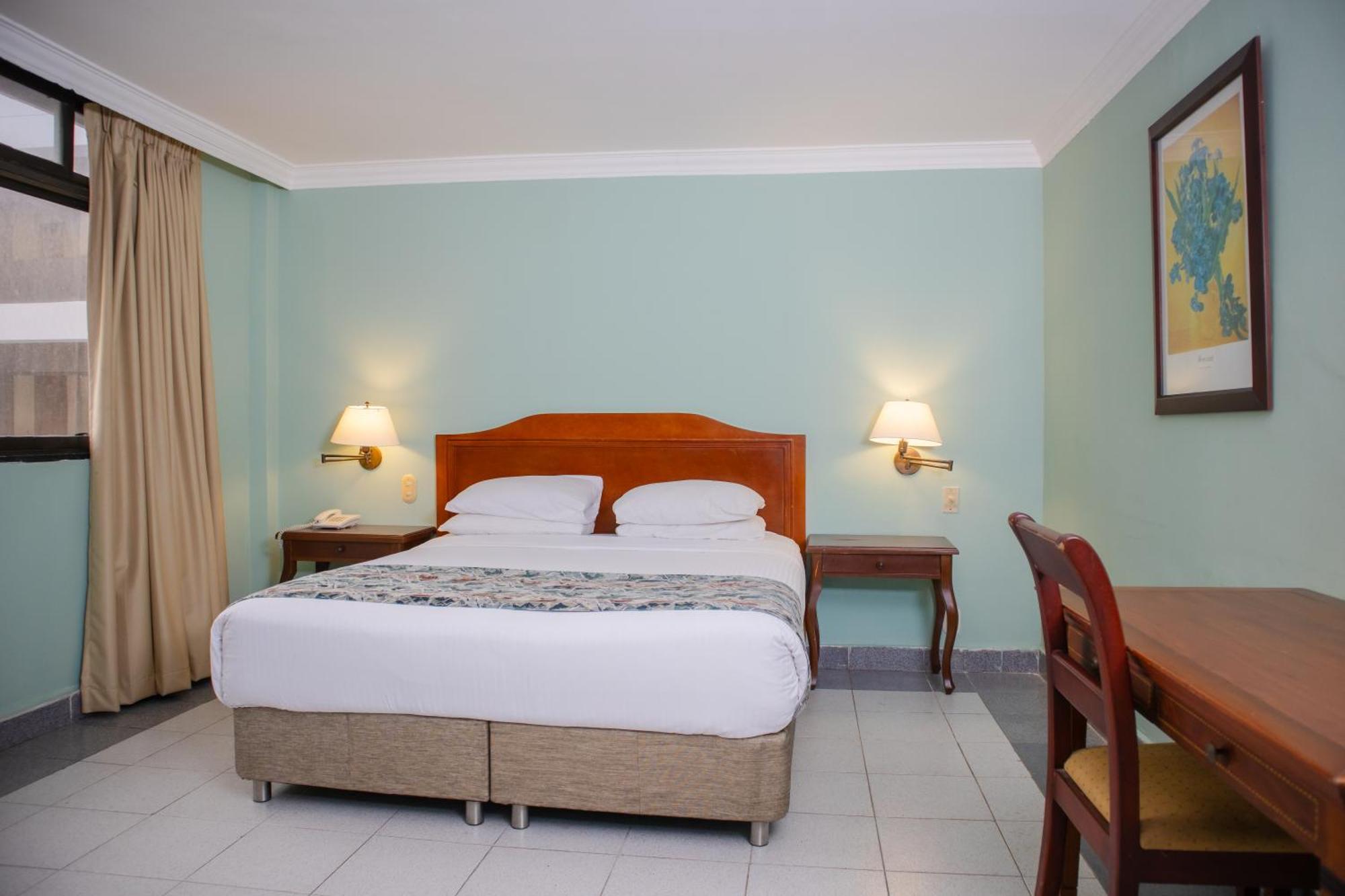 Hotel Faranda Express Puerta Del Sol Barranquilla, A Member Of Radisson Individuals Barranquilla  Exterior photo