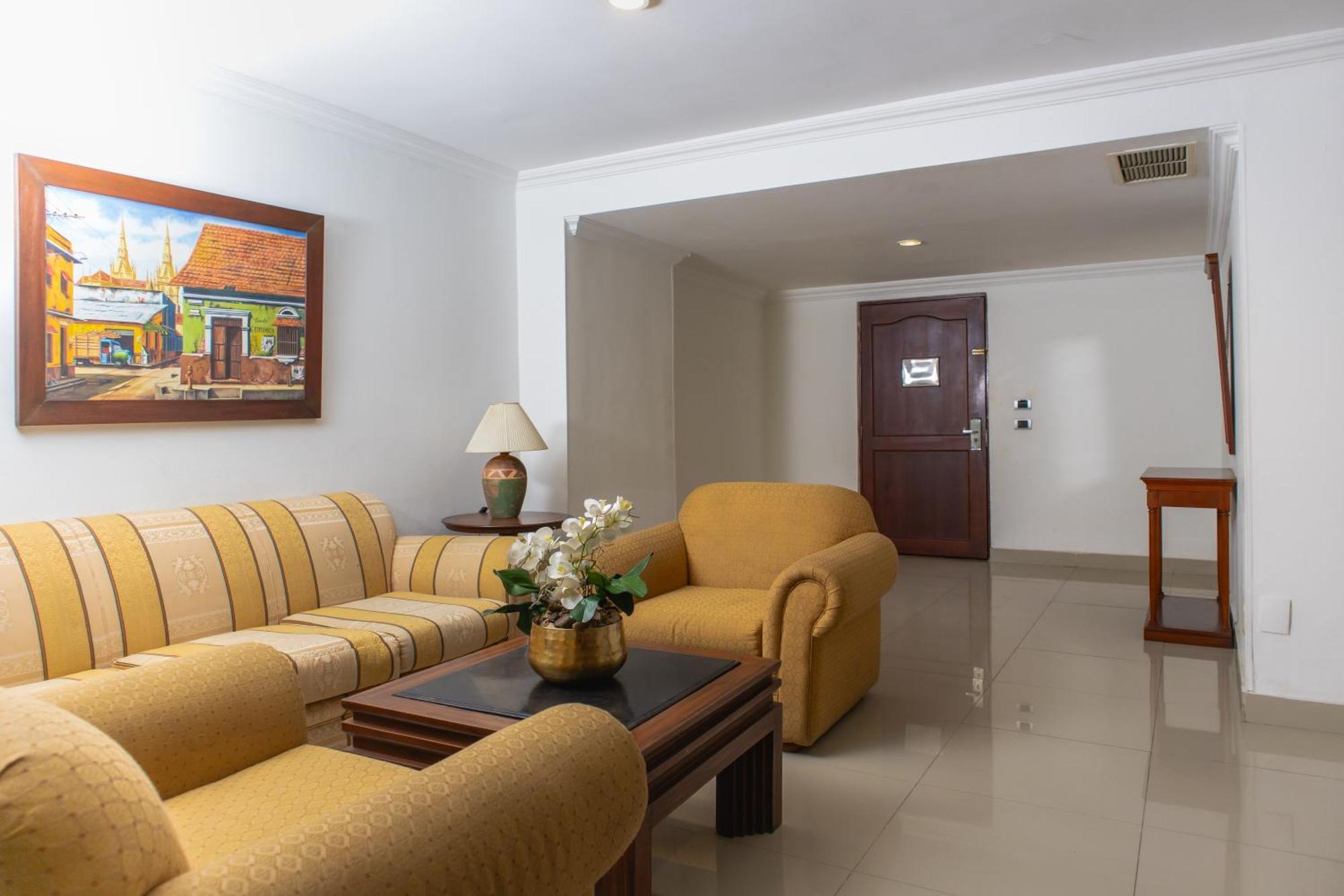 Hotel Faranda Express Puerta Del Sol Barranquilla, A Member Of Radisson Individuals Barranquilla  Exterior photo