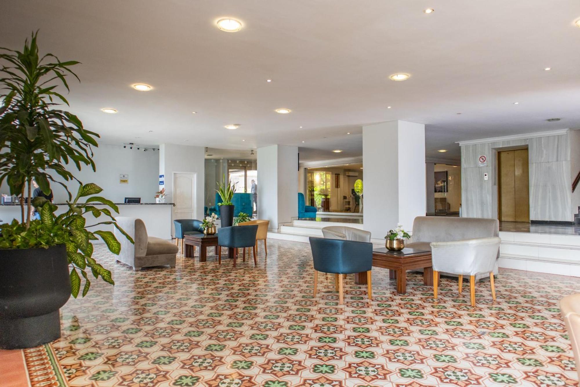 Hotel Faranda Express Puerta Del Sol Barranquilla, A Member Of Radisson Individuals Barranquilla  Exterior photo