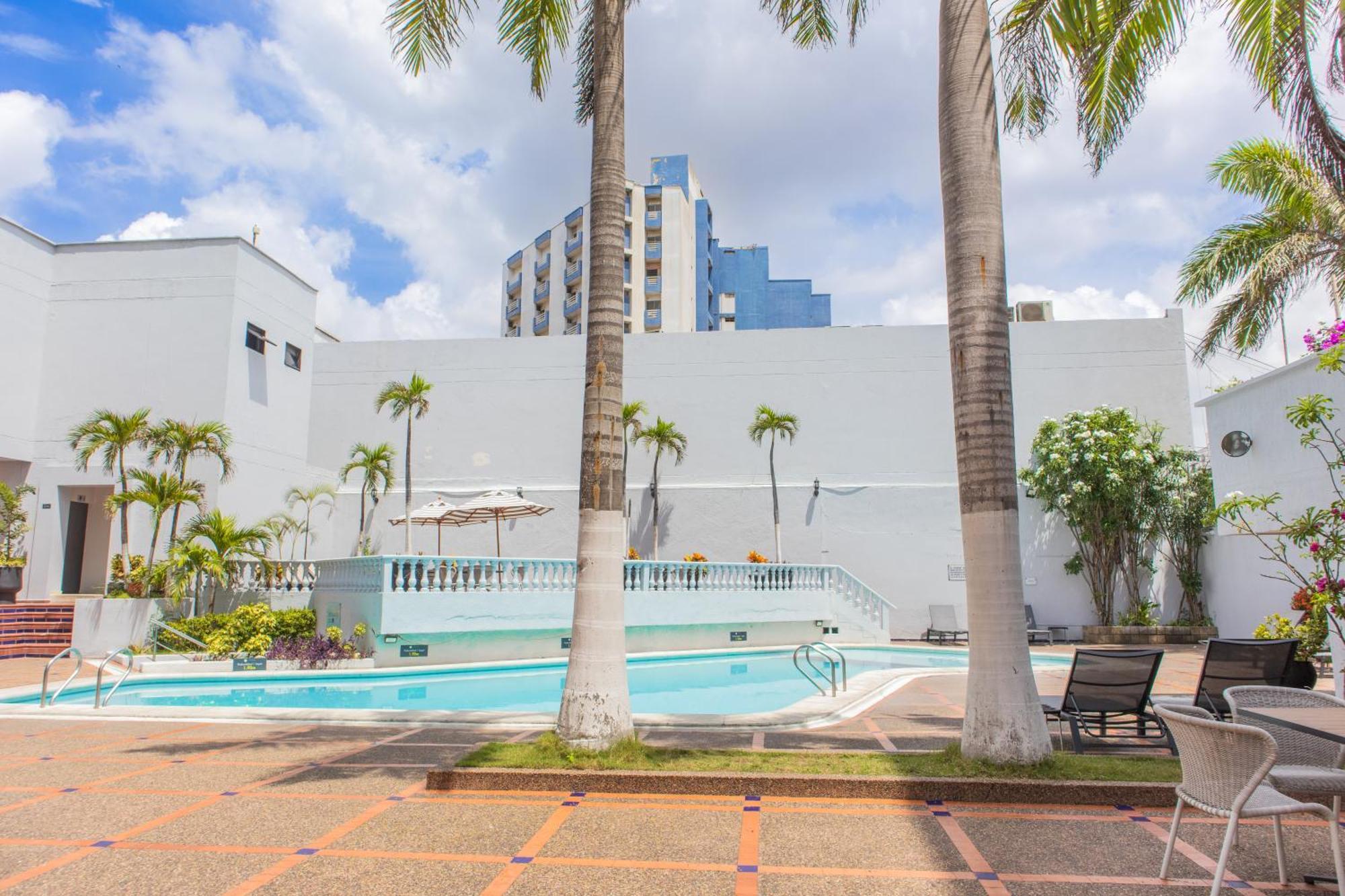 Hotel Faranda Express Puerta Del Sol Barranquilla, A Member Of Radisson Individuals Barranquilla  Exterior photo