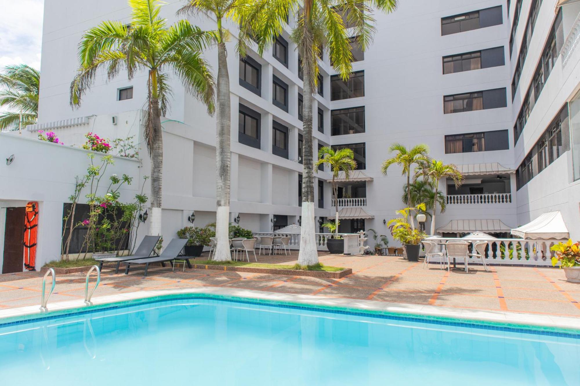 Hotel Faranda Express Puerta Del Sol Barranquilla, A Member Of Radisson Individuals Barranquilla  Exterior photo
