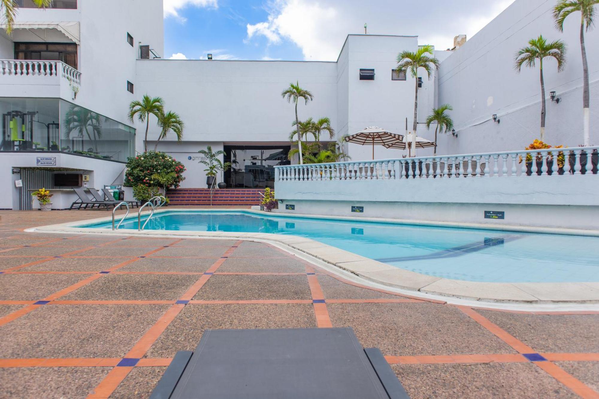 Hotel Faranda Express Puerta Del Sol Barranquilla, A Member Of Radisson Individuals Barranquilla  Exterior photo