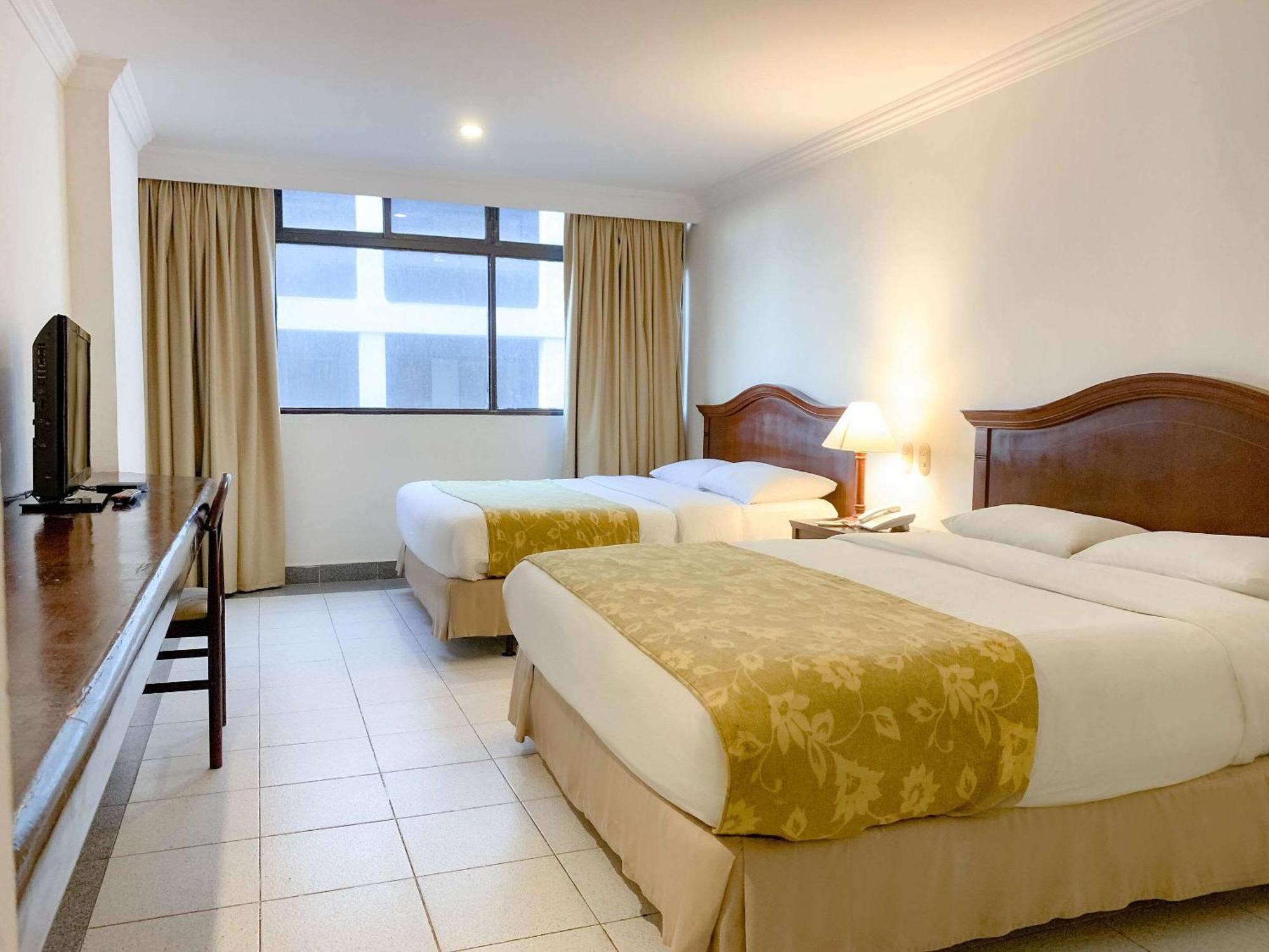 Hotel Faranda Express Puerta Del Sol Barranquilla, A Member Of Radisson Individuals Barranquilla  Exterior photo
